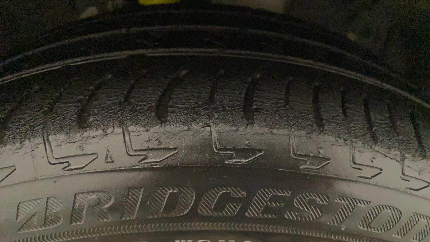 2017 Ford Ecosport TITANIUM + 1.5L PETROL AT, Petrol, Automatic, 50,426 km, Right Front Tyre Tread