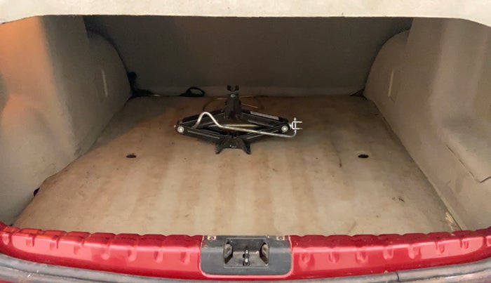 2015 Nissan Terrano XL PLUS 85 PS DEISEL, Diesel, Manual, 86,058 km, Boot Inside