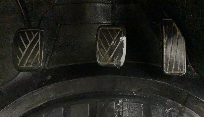 2019 Maruti Dzire LDI, Diesel, Manual, 40,432 km, Pedals