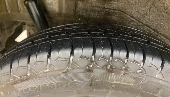 2017 Maruti Wagon R 1.0 VXI+, Petrol, Manual, 63,319 km, Right Rear Tyre Tread