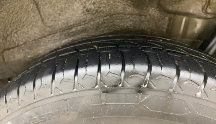 2017 Maruti Wagon R 1.0 VXI+, Petrol, Manual, 63,319 km, Left Rear Tyre Tread