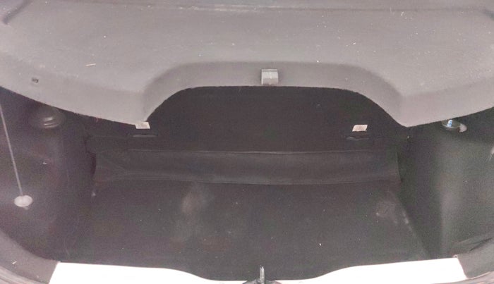 2022 Tata PUNCH CREATIVE  AMT, Petrol, Automatic, 37,768 km, Boot Inside