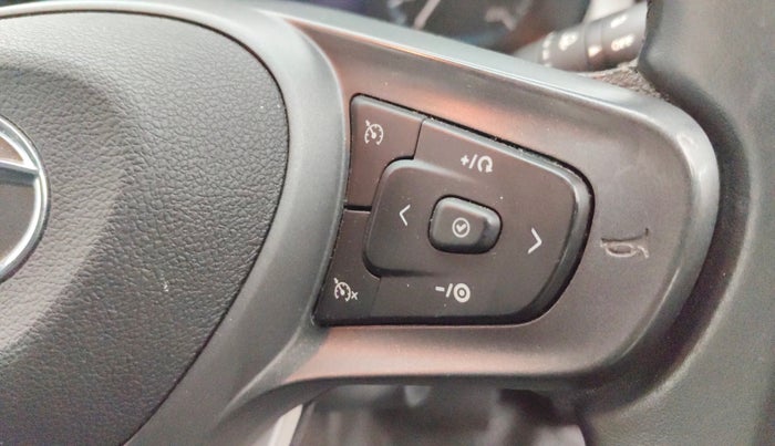 2022 Tata PUNCH CREATIVE  AMT, Petrol, Automatic, 37,768 km, Adaptive Cruise Control