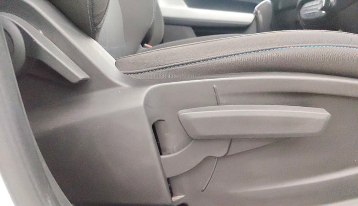 2022 Tata PUNCH CREATIVE  AMT, Petrol, Automatic, 37,768 km, Driver Side Adjustment Panel