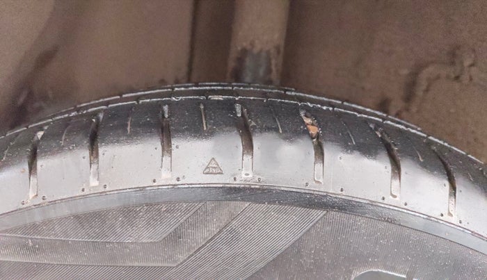 2022 Tata PUNCH CREATIVE  AMT, Petrol, Automatic, 37,768 km, Right Rear Tyre Tread