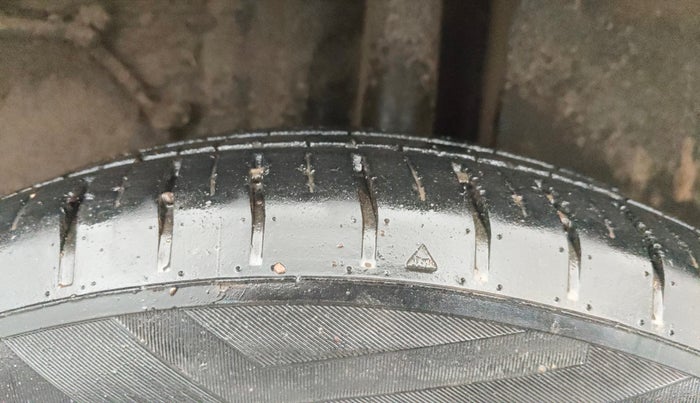 2022 Tata PUNCH CREATIVE  AMT, Petrol, Automatic, 37,768 km, Left Rear Tyre Tread