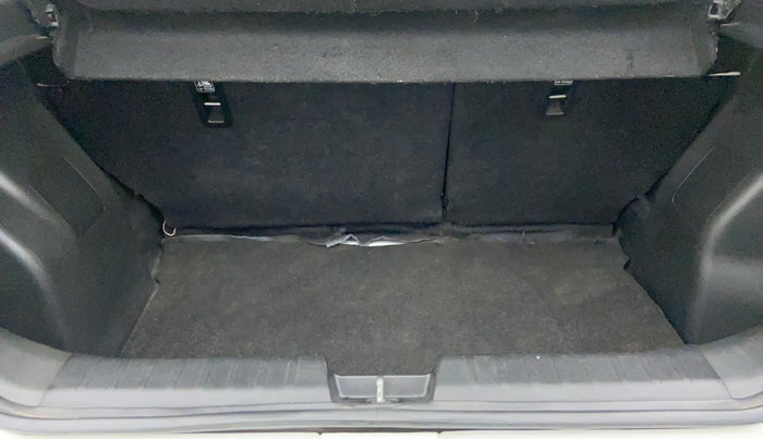 2018 Maruti Baleno DELTA 1.2 K12, Petrol, Manual, 31,209 km, Boot Inside