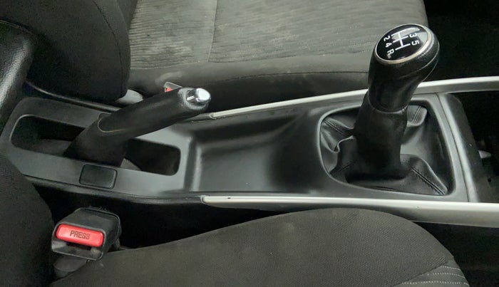 2018 Maruti Baleno DELTA 1.2 K12, Petrol, Manual, 31,209 km, Gear Lever
