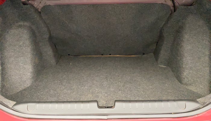 2018 Honda Amaze 1.2L I-VTEC VX, Petrol, Manual, 6,935 km, Boot Inside