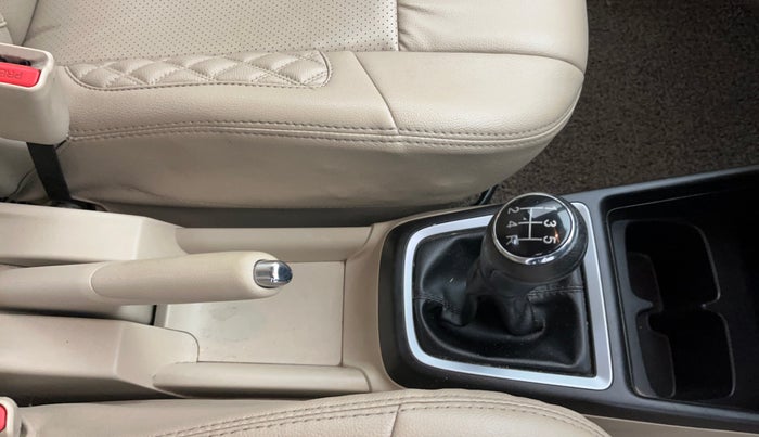 2019 Maruti Dzire VXI, Petrol, Manual, 51,908 km, Gear Lever