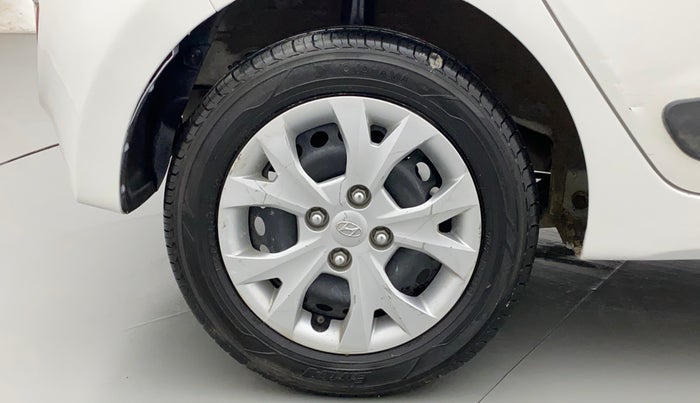 2015 Hyundai Grand i10 SPORTZ 1.2 KAPPA VTVT, Petrol, Manual, 60,079 km, Right Rear Wheel