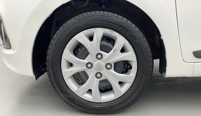 2015 Hyundai Grand i10 SPORTZ 1.2 KAPPA VTVT, Petrol, Manual, 60,079 km, Left Front Wheel