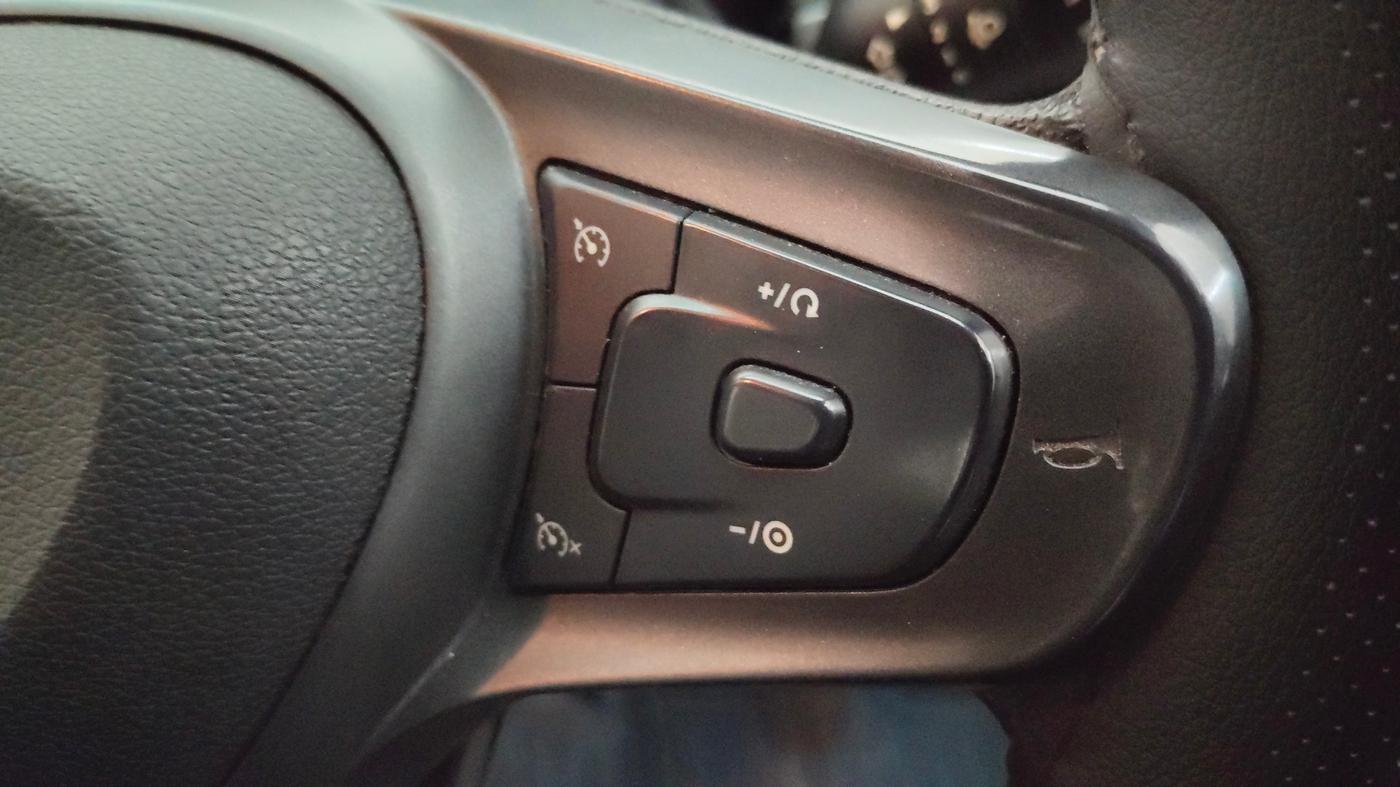 2021 Tata ALTROZ XT PETROL, Petrol, Manual, 24,040 km, Adaptive Cruise Control