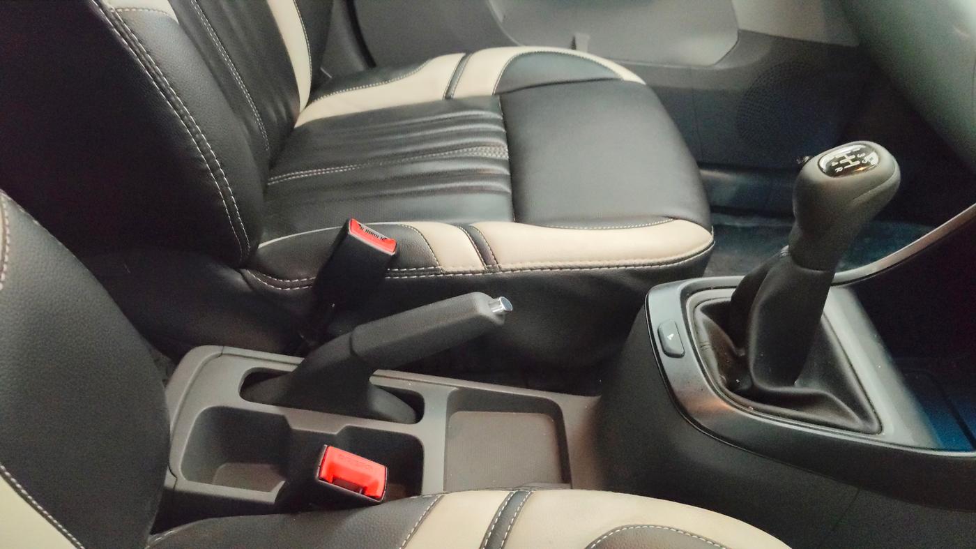2021 Tata ALTROZ XT PETROL, Petrol, Manual, 24,040 km, Gear Lever