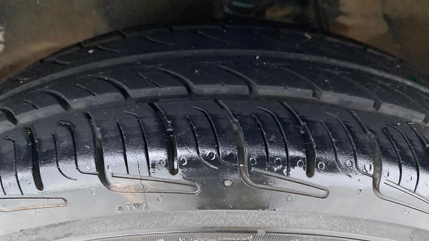 2012 Maruti Alto 800 LXI, Petrol, Manual, 48,242 km, Left Front Tyre Tread