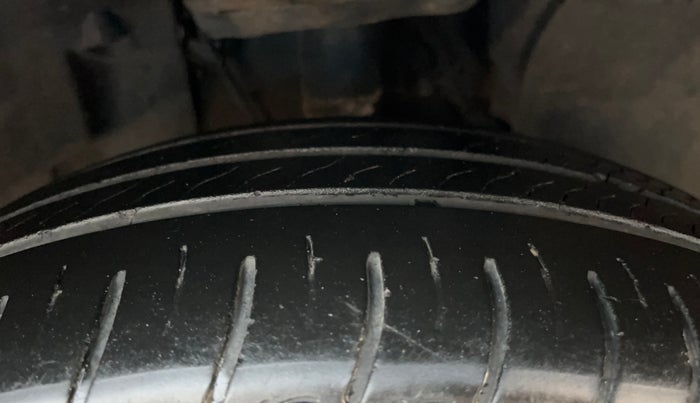 2024 Tata ALTROZ XM PLUS DIESEL, Diesel, Manual, 30,663 km, Right Front Tyre Tread