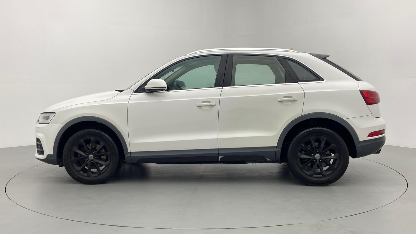 2015 Audi Q3 35 TDI Quattro, Diesel, Automatic, 75,478 km, Left Side