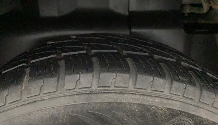 2019 Tata Safari Storme 2.2 VX 4X2, Diesel, Manual, 1,29,061 km, Left Rear Tyre Tread