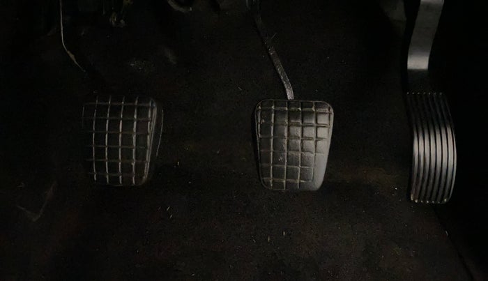 2019 Tata Safari Storme 2.2 VX 4X2, Diesel, Manual, 1,29,061 km, Pedals