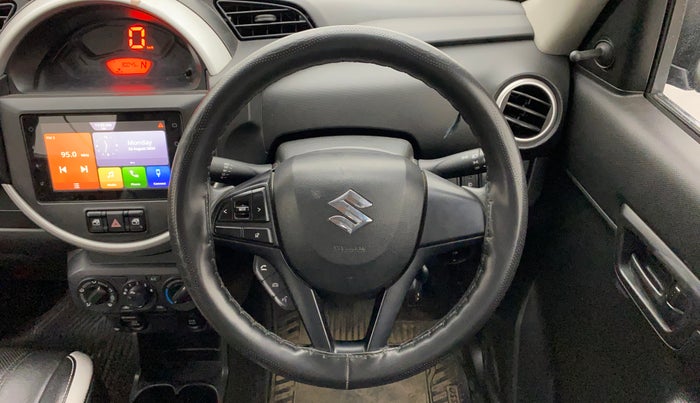 2020 Maruti S PRESSO VXI PLUS AMT, Petrol, Automatic, 29,955 km, Steering Wheel Close Up