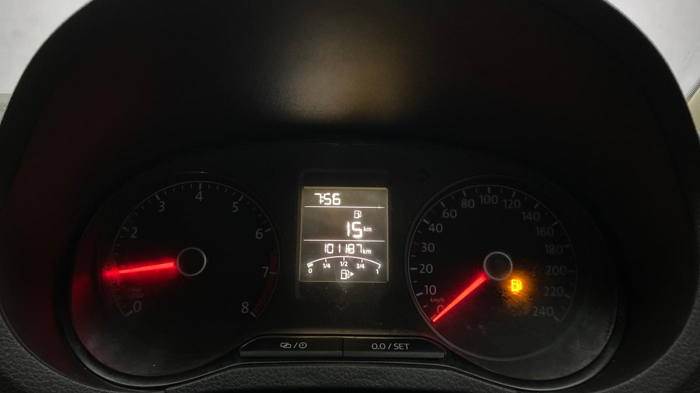 2017 Volkswagen Ameo HIGHLINE1.2L, Petrol, Manual, 1,01,186 km, Odometer Image