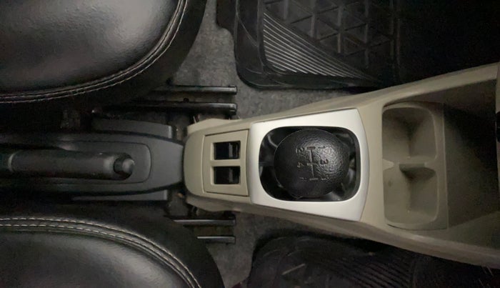 2017 Maruti Alto K10 VXI, Petrol, Manual, 1,01,596 km, Gear Lever