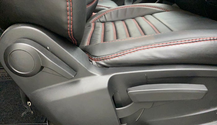 2022 Tata PUNCH CREATIVE  1.2 RTN DUAL TONE, Petrol, Manual, 1,099 km, Driver Side Adjustment Panel