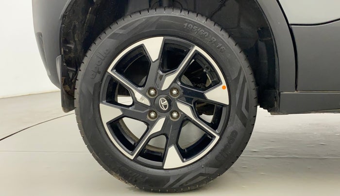 2022 Tata PUNCH CREATIVE  1.2 RTN DUAL TONE, Petrol, Manual, 1,099 km, Right Rear Wheel