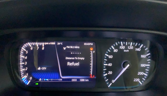 2022 Tata PUNCH CREATIVE  1.2 RTN DUAL TONE, Petrol, Manual, 1,099 km, Odometer Image