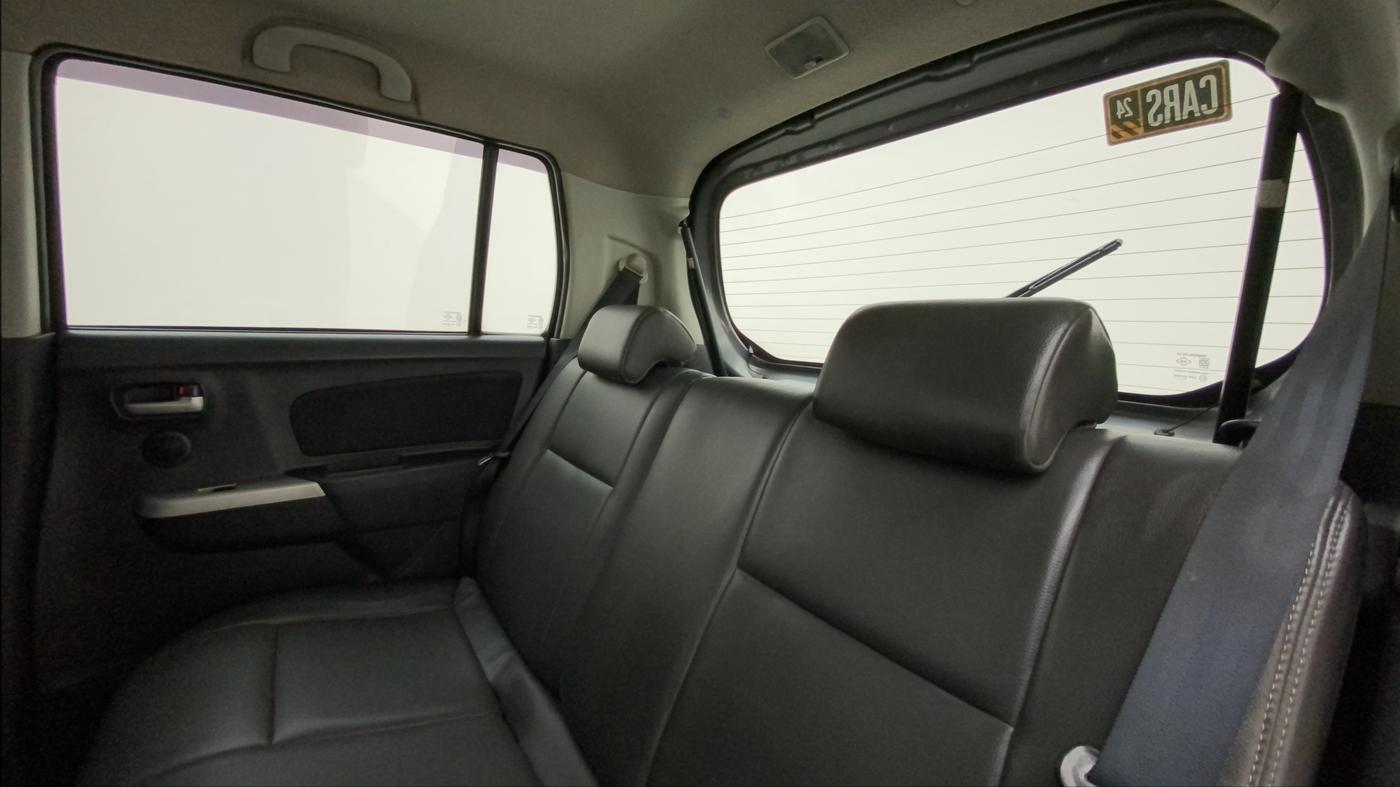 2011 Maruti Wagon R 1.0 VXI, Petrol, Manual, 61,600 km, Right Side Rear Door Cabin