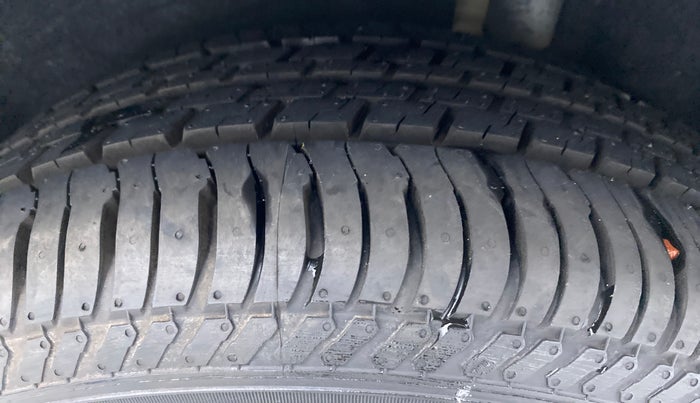 2017 Ford Ecosport 1.5 TITANIUM PLUS TI VCT AT, Petrol, Automatic, 37,753 km, Left Rear Tyre Tread