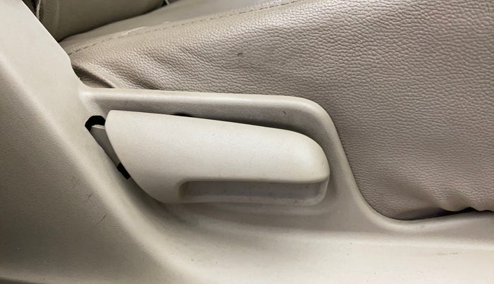 2015 Maruti Swift Dzire VXI, Petrol, Manual, 53,109 km, Driver Side Adjustment Panel
