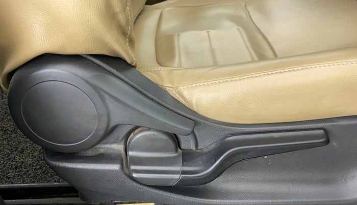 2018 Honda Amaze 1.2L I-VTEC V, Petrol, Manual, 55,763 km, Driver Side Adjustment Panel