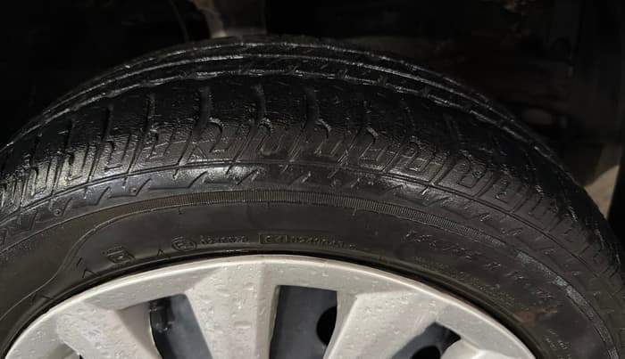 2018 Maruti Wagon R 1.0 VXI AMT, Petrol, Automatic, 34,240 km, Right Front Tyre Tread