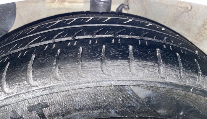 2016 Hyundai Grand i10 ASTA (O) AT 1.2 KAPPA VTVT, Petrol, Automatic, 54,107 km, Left Front Tyre Tread