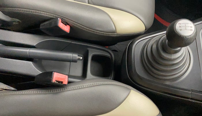 2011 Maruti Ritz LDI, Diesel, Manual, 1,25,001 km, Gear Lever