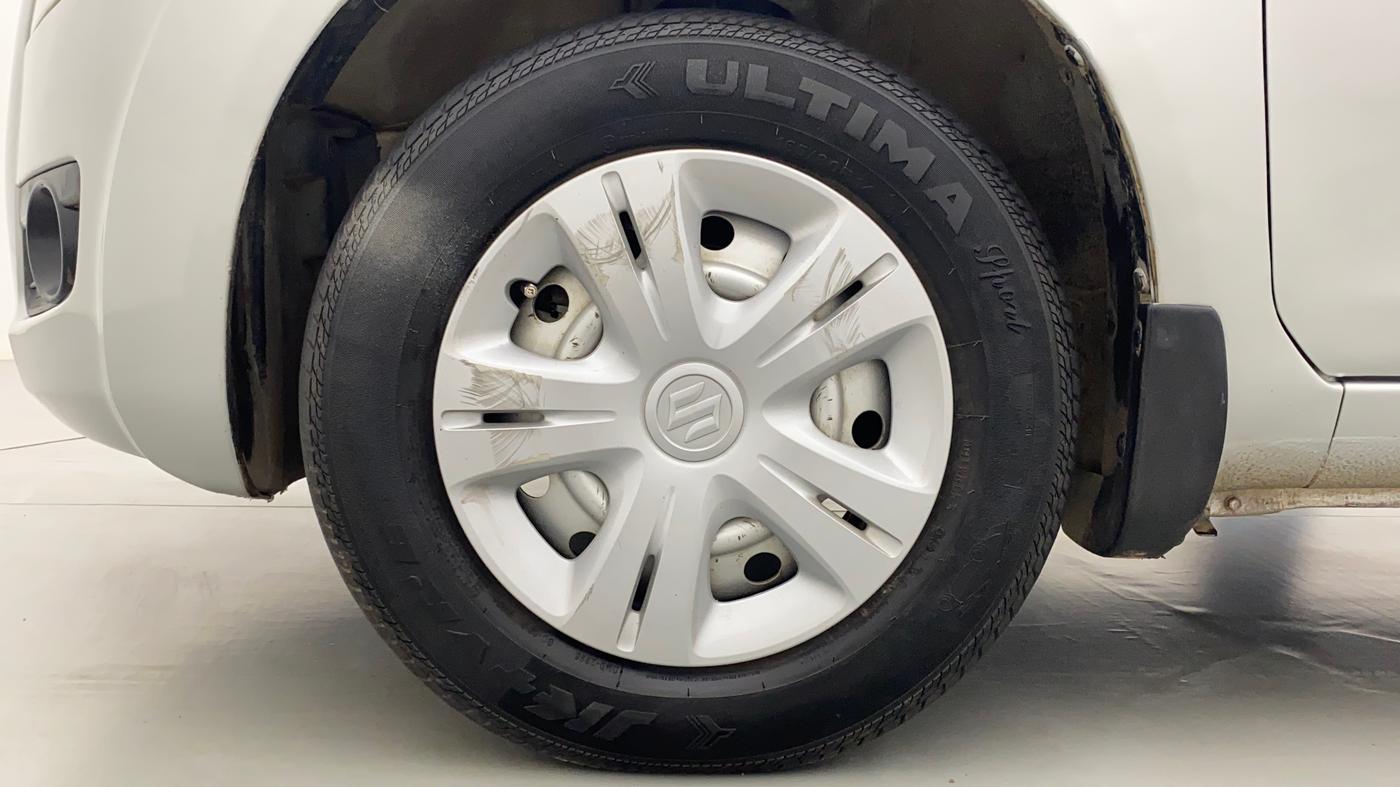 2011 Maruti Ritz LDI, Diesel, Manual, 1,25,001 km, Left Front Wheel