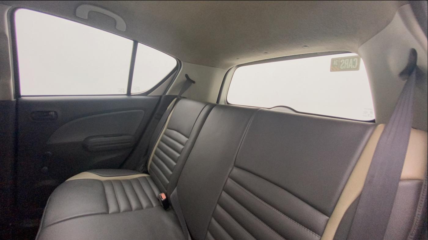 2011 Maruti Ritz LDI, Diesel, Manual, 1,25,001 km, Right Side Rear Door Cabin