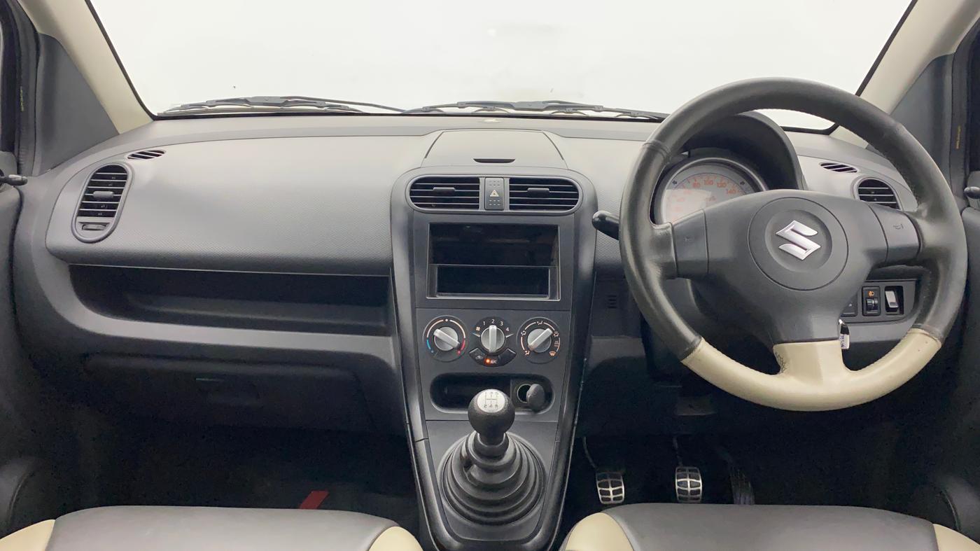 2011 Maruti Ritz LDI, Diesel, Manual, 1,25,001 km, Dashboard
