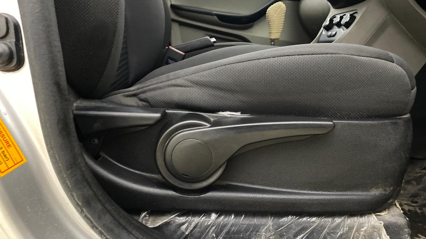 2018 Tata Tiago XZA PETROL, Petrol, Automatic, 80,434 km, Driver Side Adjustment Panel
