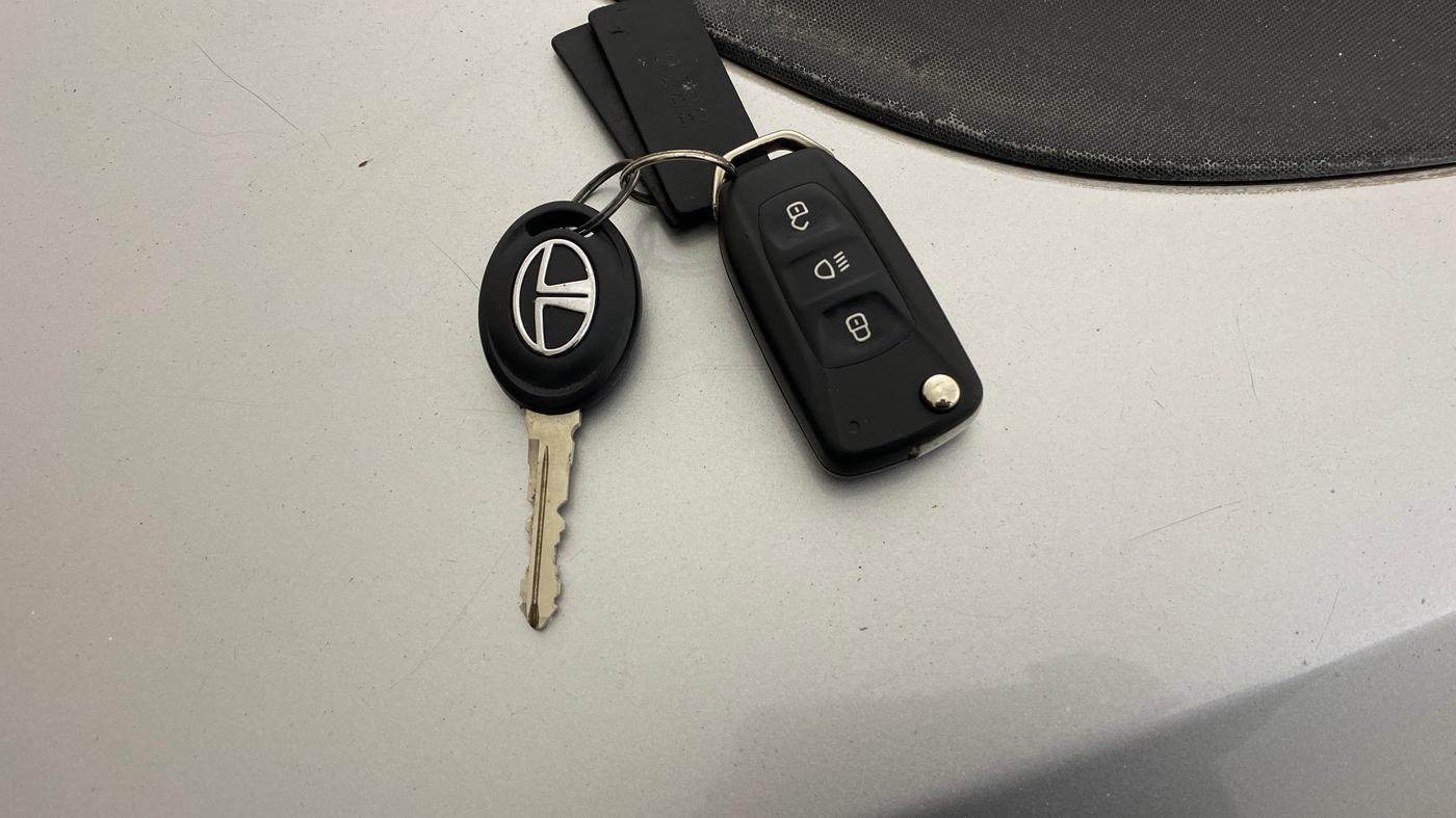 2018 Tata Tiago XZA PETROL, Petrol, Automatic, 80,434 km, Key Close Up