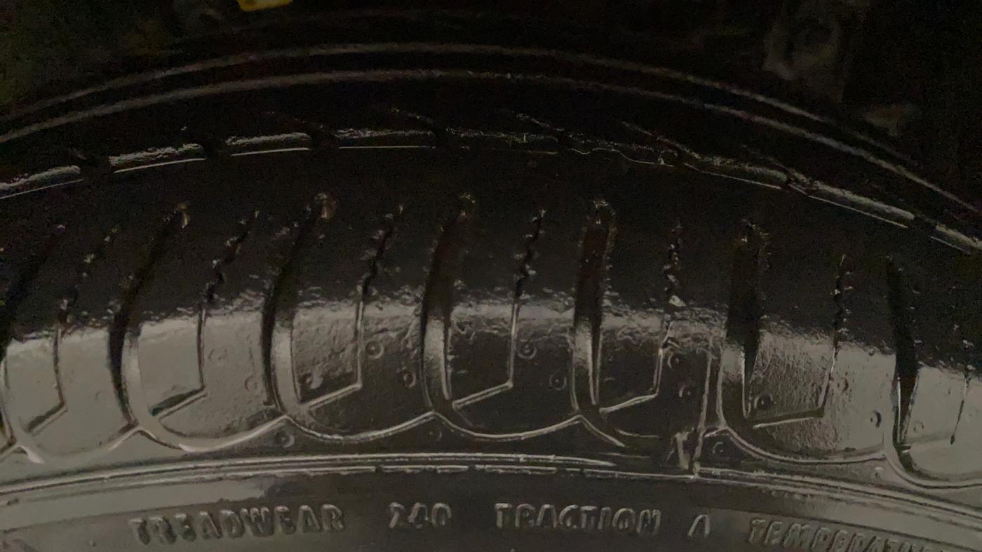 2018 Ford Ecosport TITANIUM 1.5L DIESEL, Diesel, Manual, 97,273 km, Left Front Tyre Tread