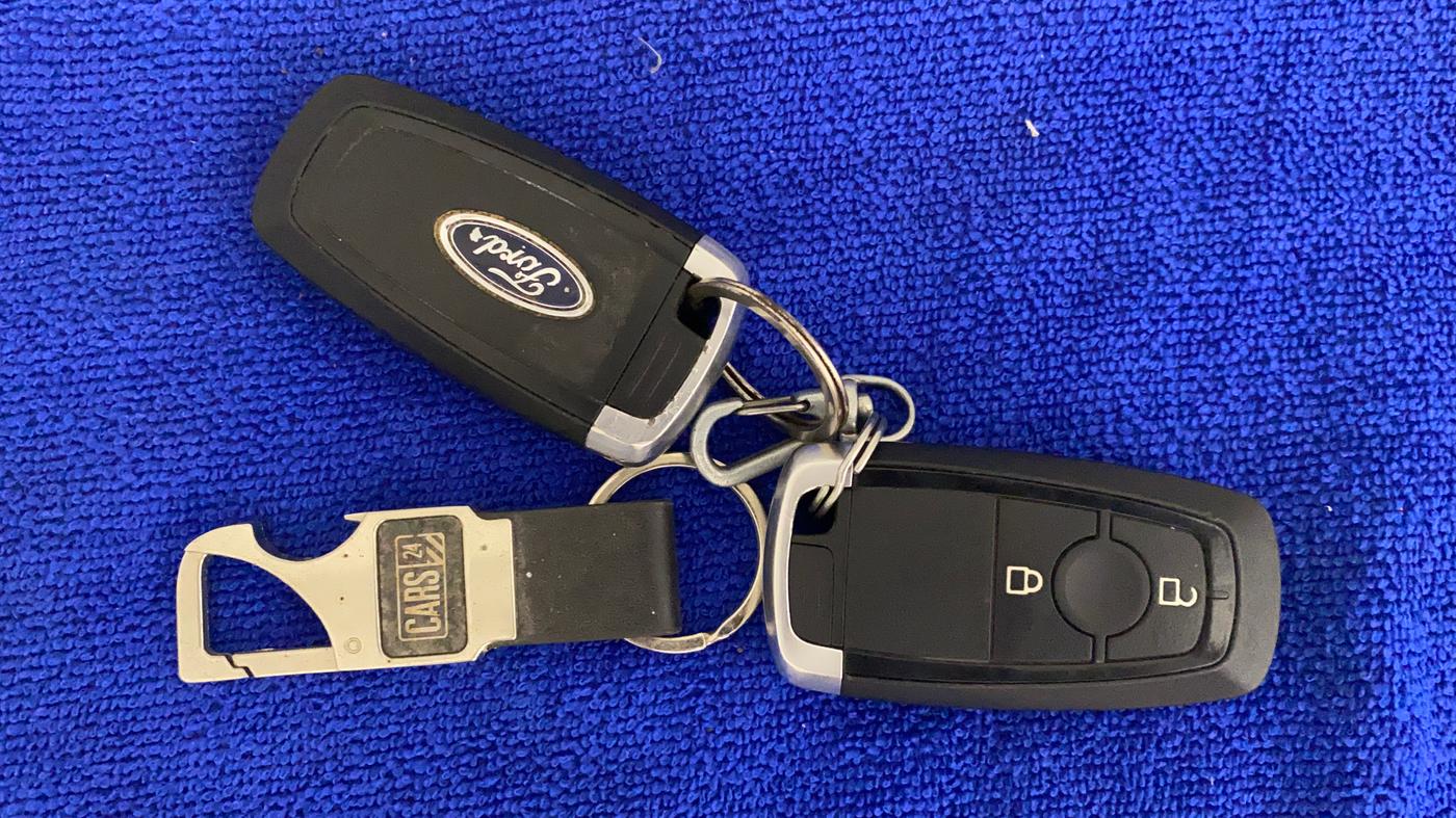 2018 Ford Ecosport TITANIUM 1.5L DIESEL, Diesel, Manual, 97,273 km, Key Close Up