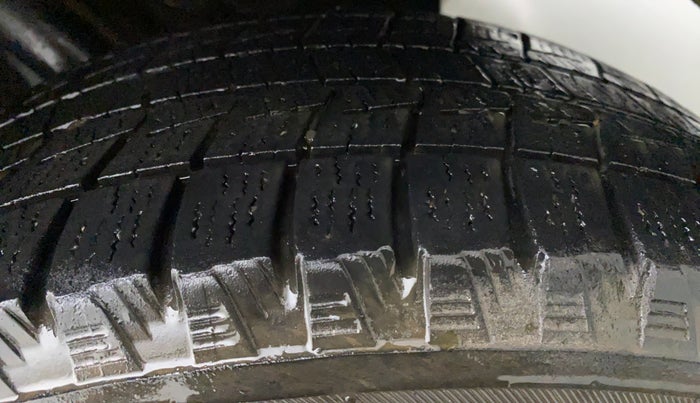 2020 Maruti Swift ZXI + AMT, Petrol, Automatic, 76,260 km, Left Rear Tyre Tread