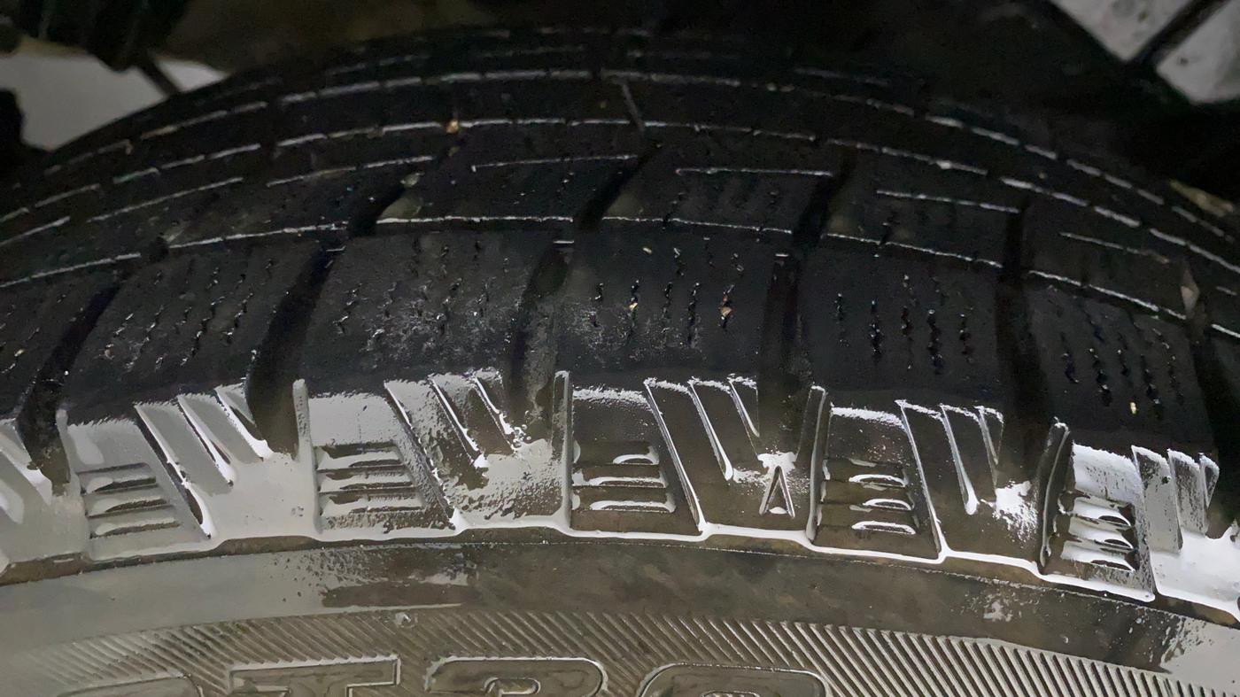 2020 Maruti Swift ZXI + AMT, Petrol, Automatic, 76,260 km, Right Rear Tyre Tread