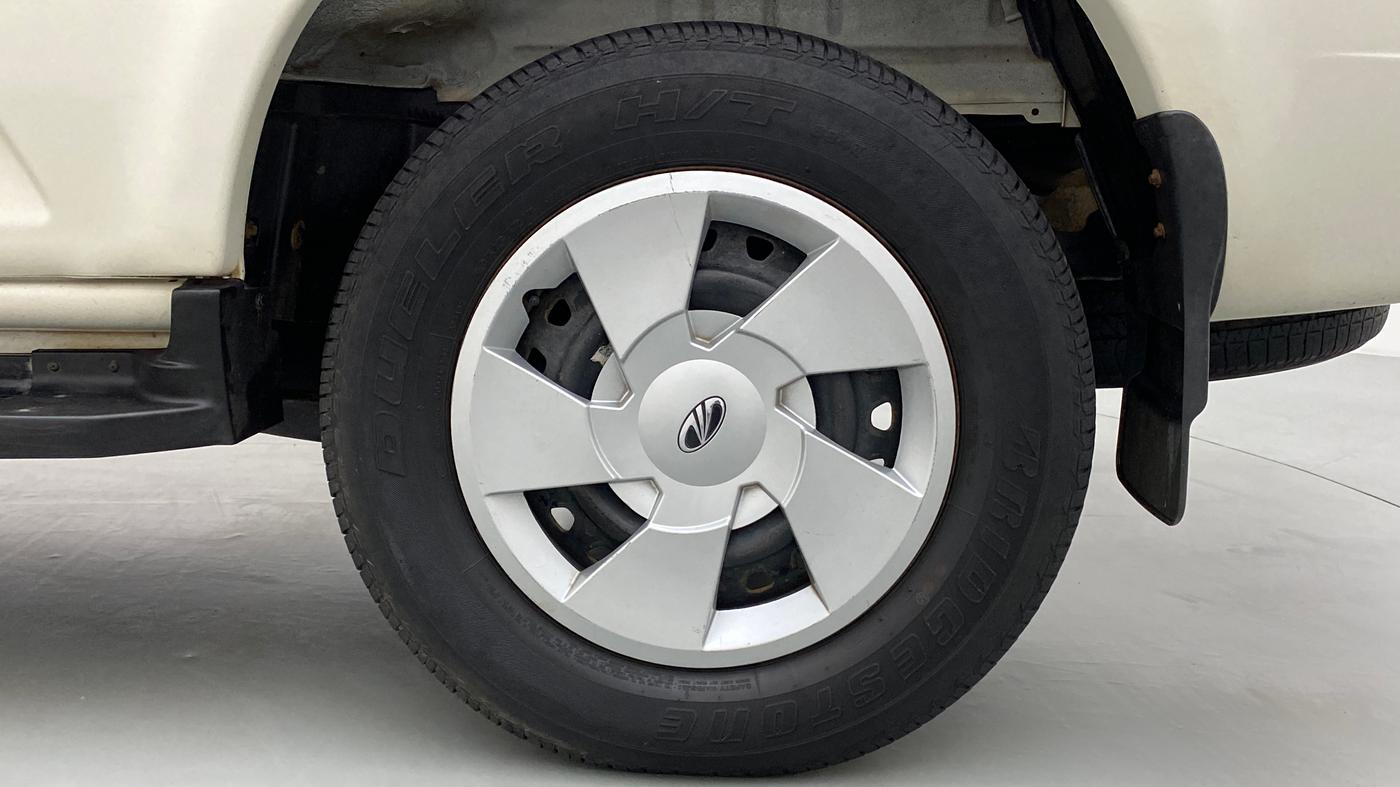 2014 Mahindra Scorpio S6 PLUS, Diesel, Manual, 67,785 km, Left Rear Wheel