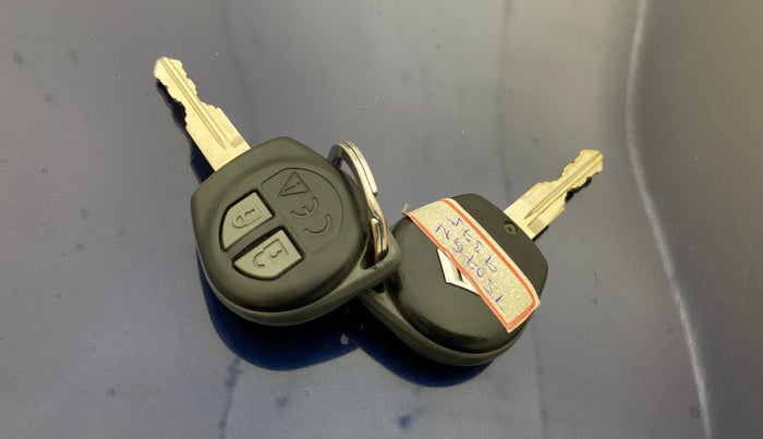 2019 Maruti Swift VXI AMT, Petrol, Automatic, 36,989 km, Key Close Up