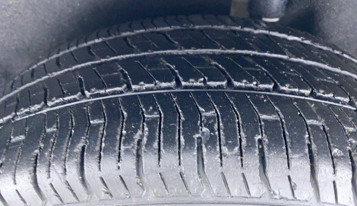 2013 Ford Ecosport 1.5 TREND TDCI, Diesel, Manual, 34,176 km, Left Rear Tyre Tread