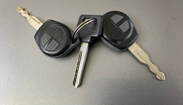 2014 Maruti Swift Dzire VXI, Petrol, Manual, 65,372 km, Key Close Up