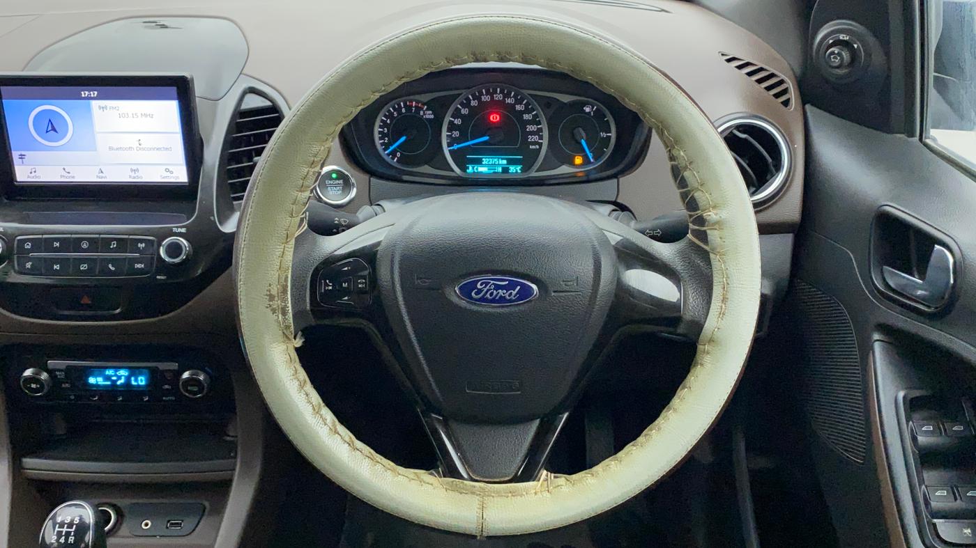 2018 Ford FREESTYLE TITANIUM 1.2 PETROL, Petrol, Manual, 32,375 km, Steering Wheel Close Up